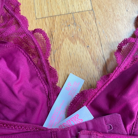 Lightly lined VS Pink size s bralette - Picture 3 of 4